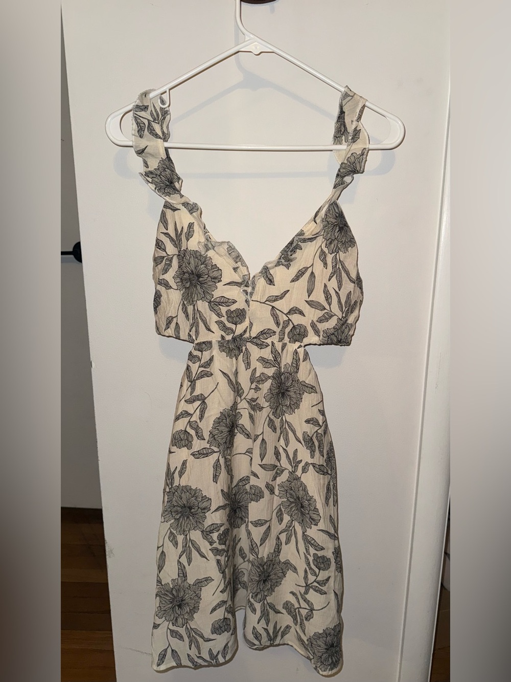 Floral V-Neck Mini Dress in Cream and Black